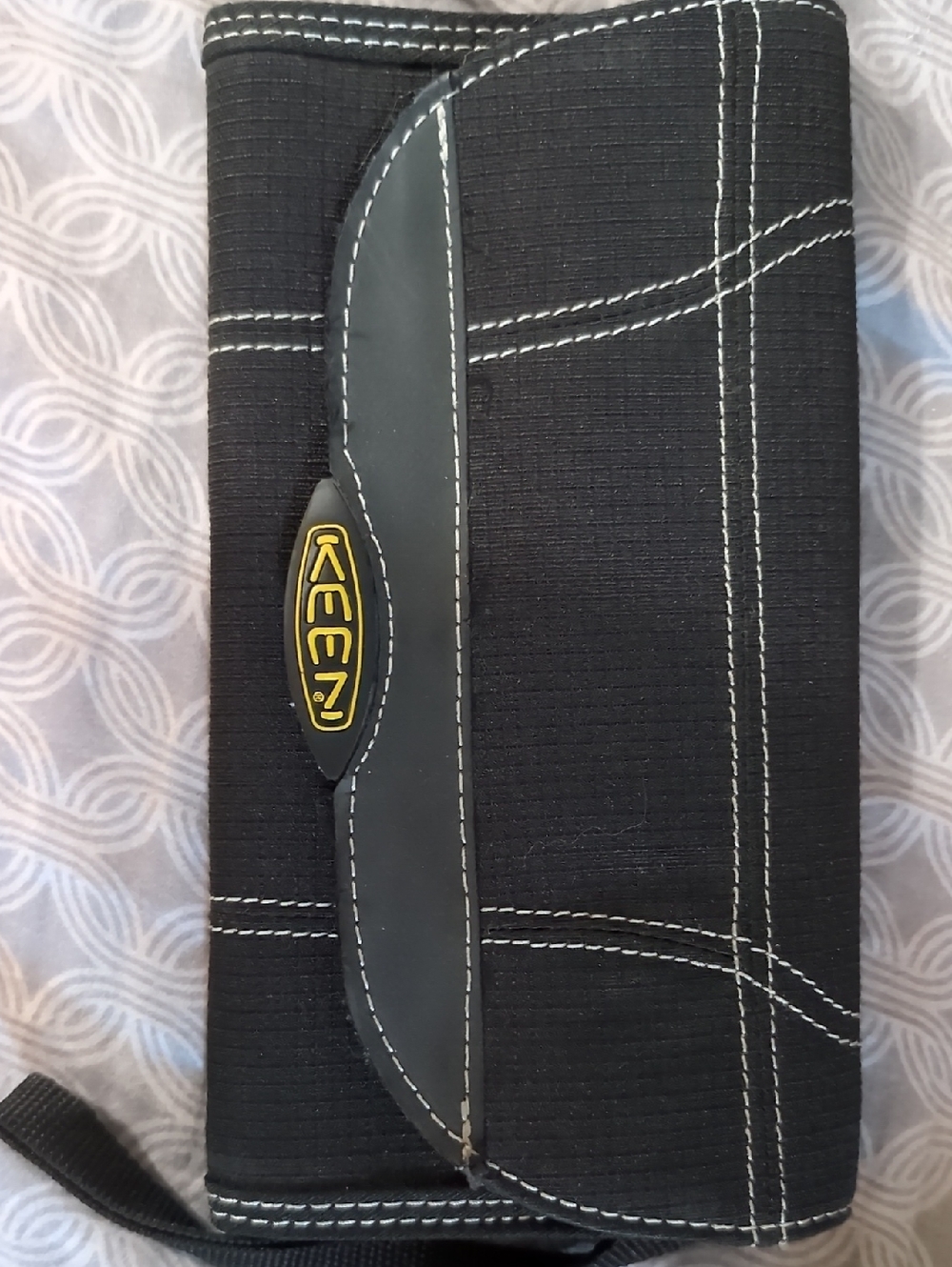 Keen Black Wallet with Yellow Logo Contrast Stitching
